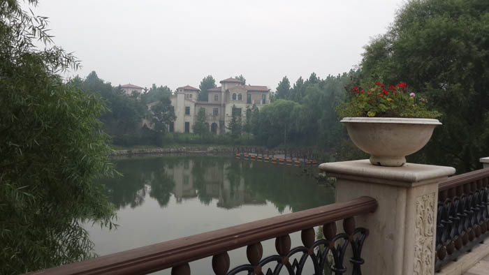 �������ܸ���˹